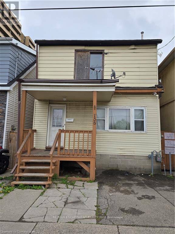 138 SANFORD AVENUE N, Hamilton (crown Point), ON L8L5Z5