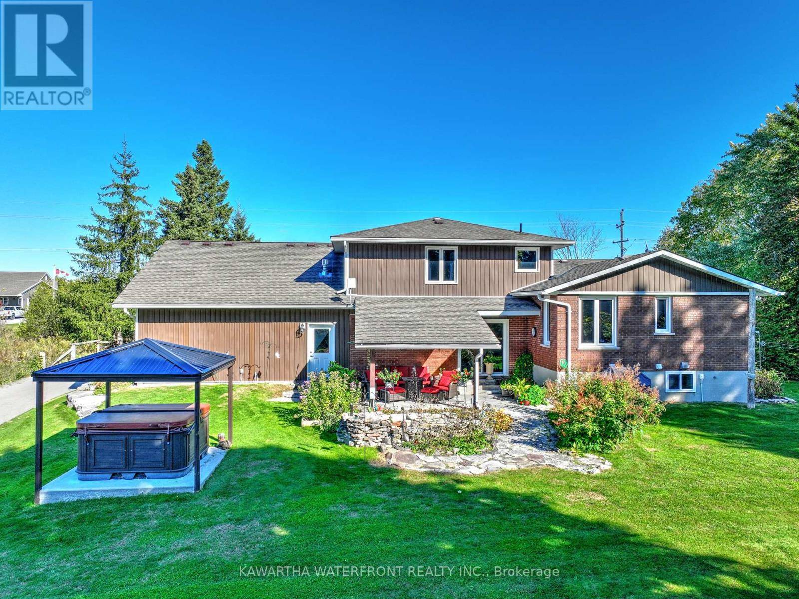 Kawartha Lakes (verulam), ON K0M1N0,33 NORTHLINE ROAD