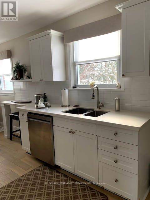 Brantford, ON N3R1X1,20 HILLIER CRESCENT