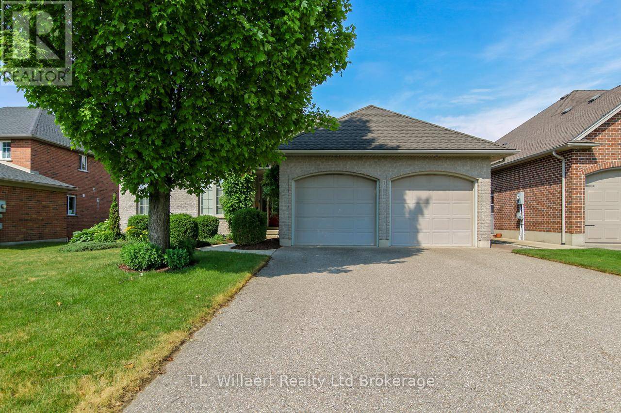 7 LYNDALE ROAD, Tillsonburg, ON N4G5V9