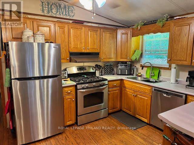 London East (east I), ON N5V1H3,2189 Dundas ST #121