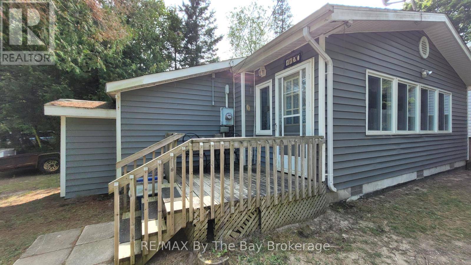 South Bruce Peninsula, ON N0H2G0,1120 KING EDWARD AVENUE