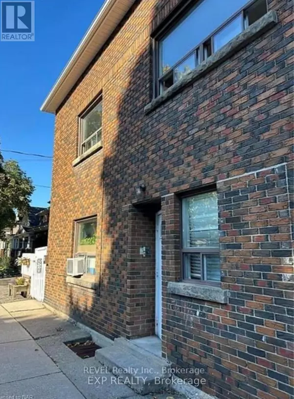 45 Louisa ST #3, St. Catharines (downtown), ON L2R2J5