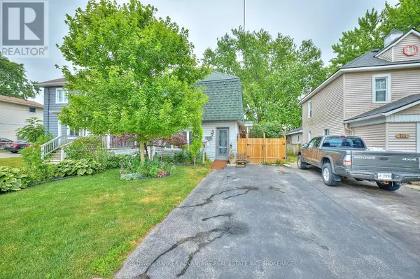 Haldimand (dunnville), ON N1A2E3,715 TAMARAC STREET