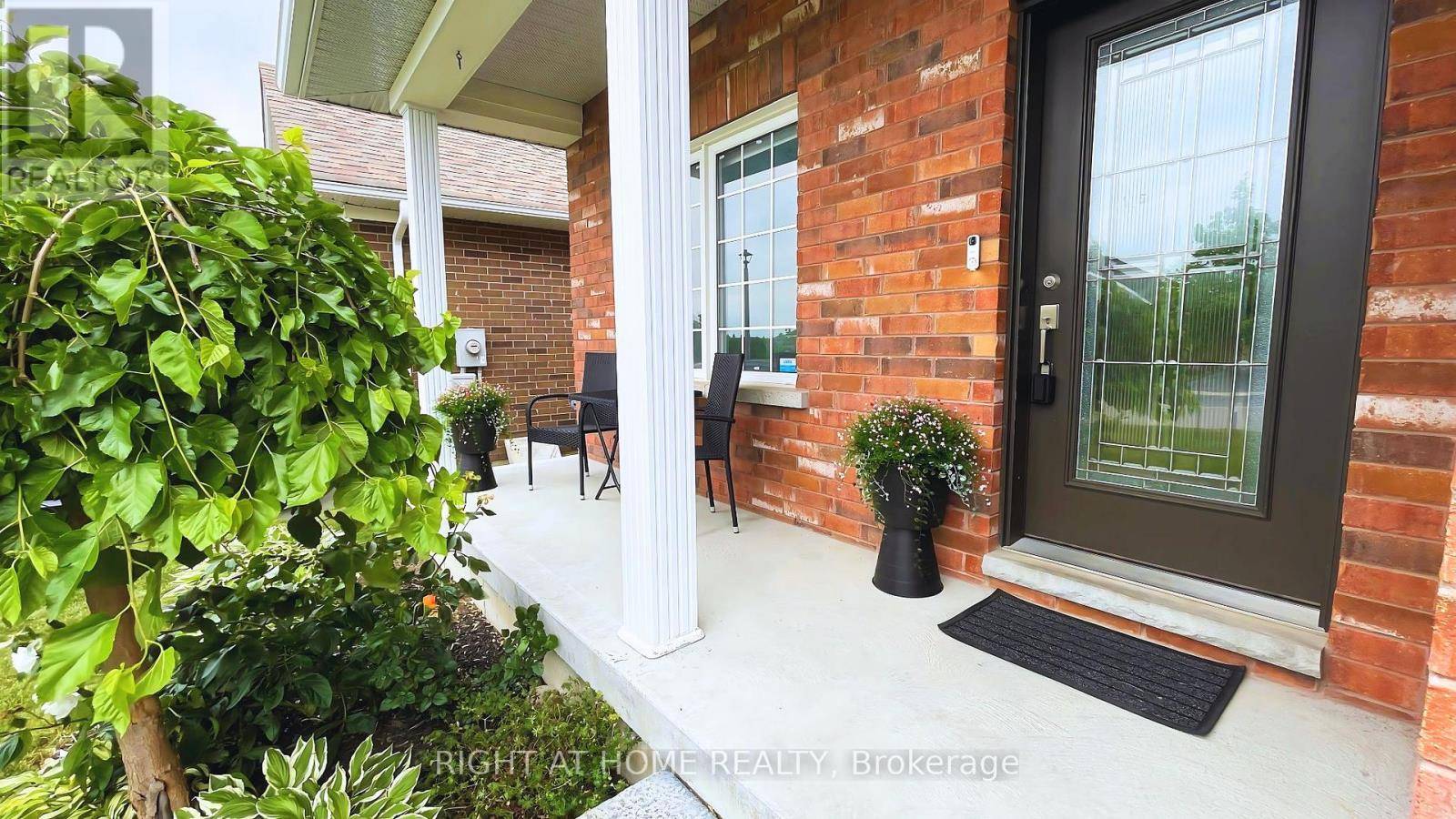 Kawartha Lakes (lindsay), ON K9V0C3,20 HOLTOM STREET