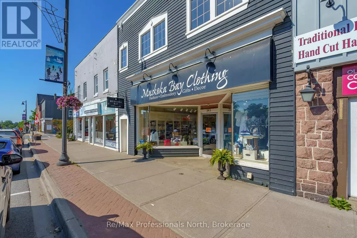 Gravenhurst (muskoka (s)), ON P1P1X3,165 MUSKOKA ROAD S