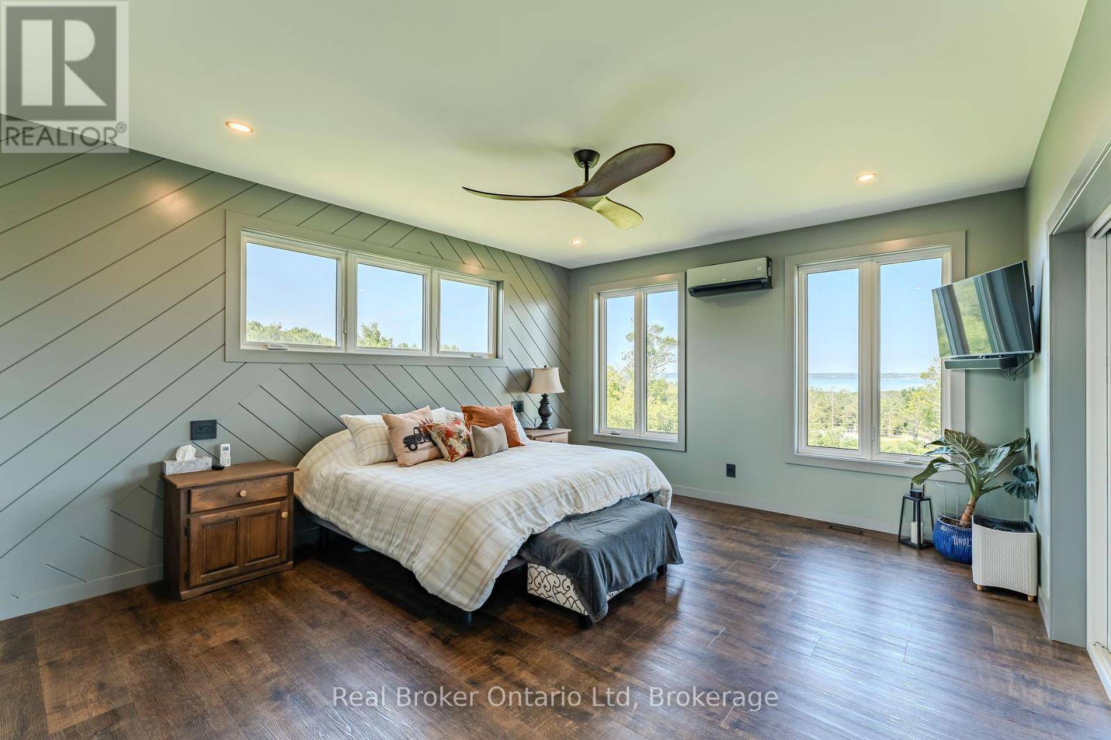 Meaford, ON N0H1B0,359801 BAYSHORE ROAD