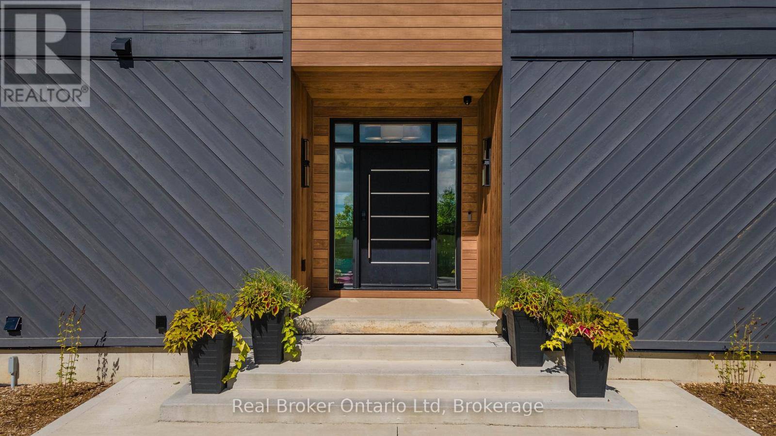 Meaford, ON N0H1B0,359801 BAYSHORE ROAD