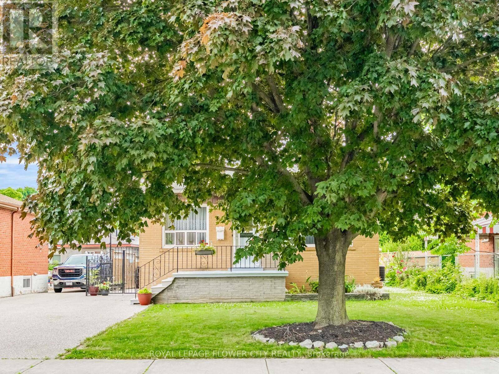 Hamilton (huntington), ON L8T2L6,61 WISE CRESCENT