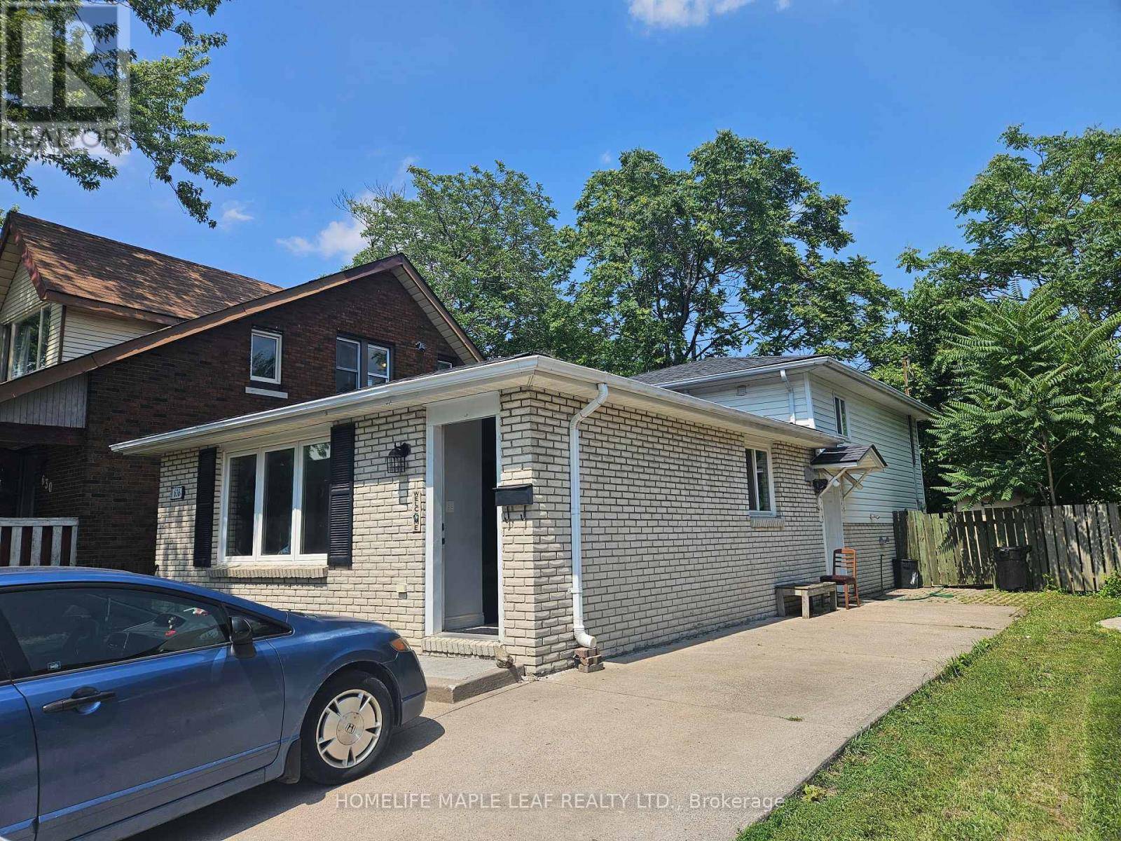 Windsor, ON N9B2L3,636 JOSEPHINE AVENUE