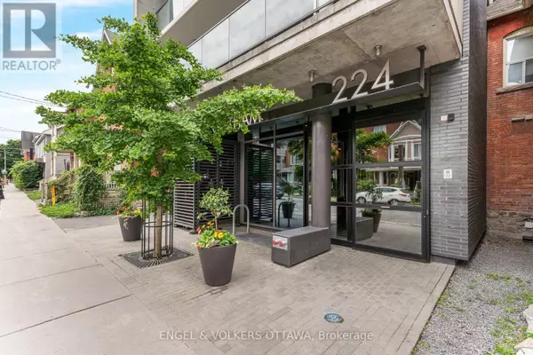 Ottawa, ON K1R0C1,224 Lyon ST #303