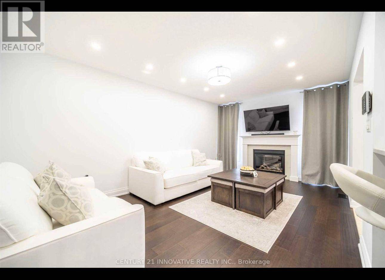 Hamilton (ancaster), ON L9K0C9,165 EMICK DRIVE
