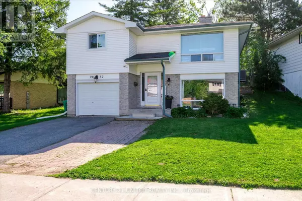 2032 WALKER AVENUE, Peterborough East (south), ON K9L1S1