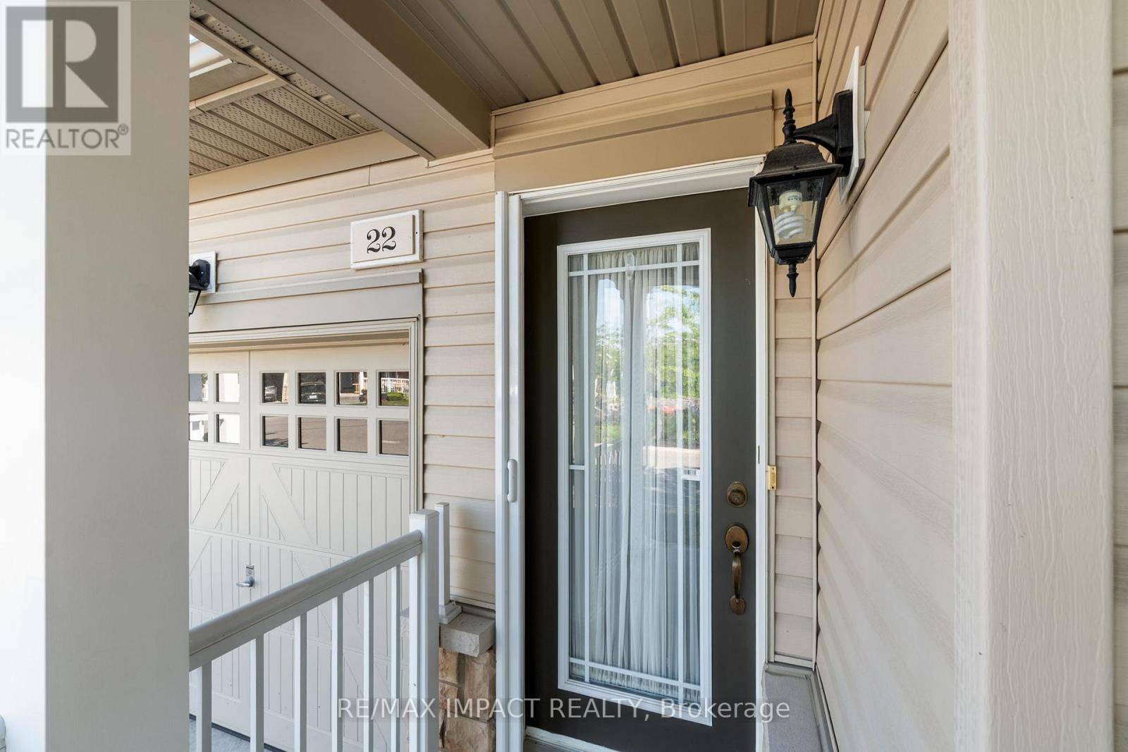 Cobourg, ON K9A0G2,740 Carlisle ST #22