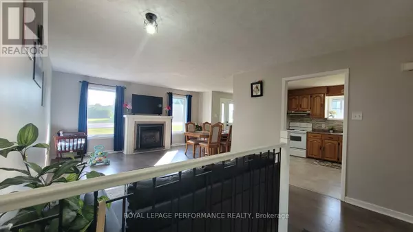 Cornwall, ON K6K1A4,2261 PITT STREET