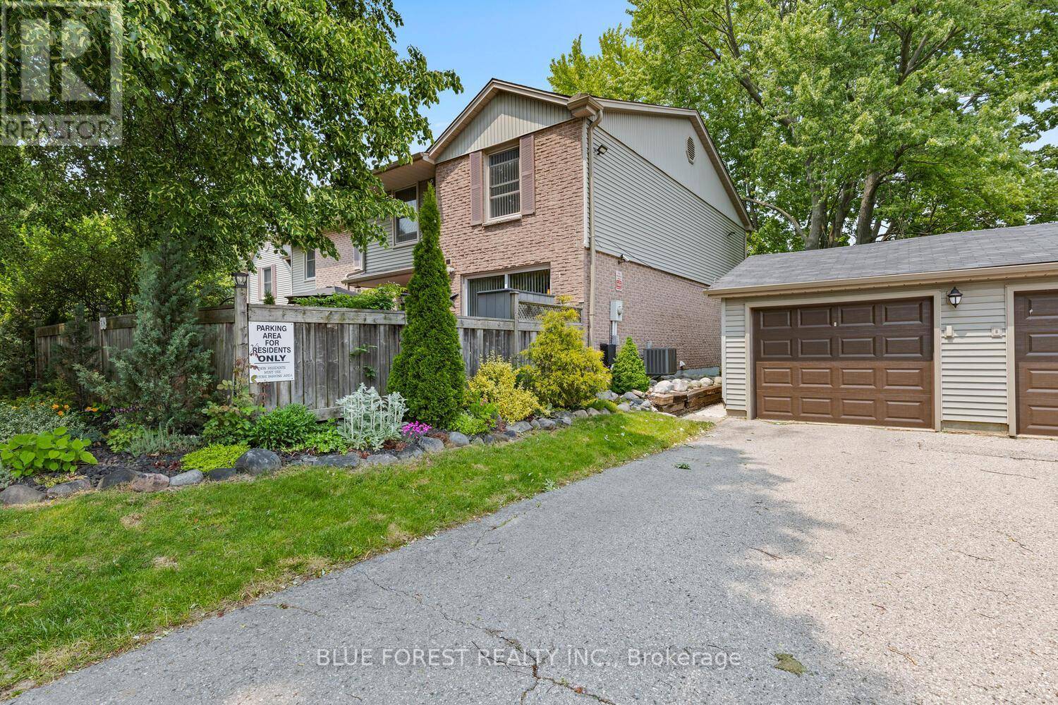 38 BERKSHIRE COURT, London South (south N), ON N6J3N7
