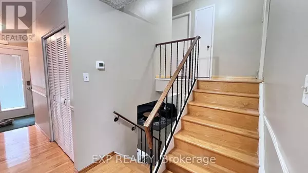 Ottawa, ON K1V9H8,960 CAHILL DRIVE