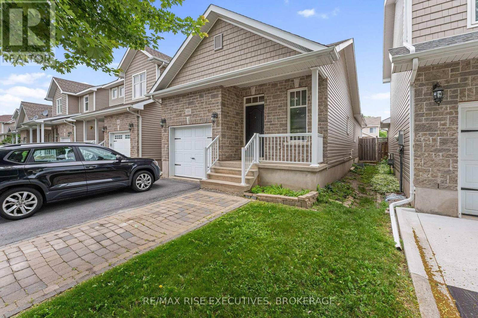Kingston (kingston East (incl Barret Crt)), ON K7K0B6,639 WALTERS STREET