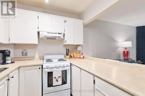 Blue Mountains, ON L9Y0V3,209472 26 HWY #Unit 18