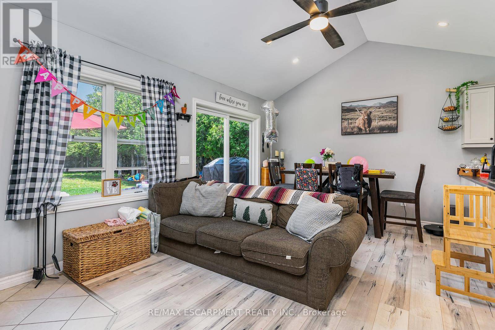Grey Highlands, ON N0C1E0,135 SIR WILLIAMS LANE