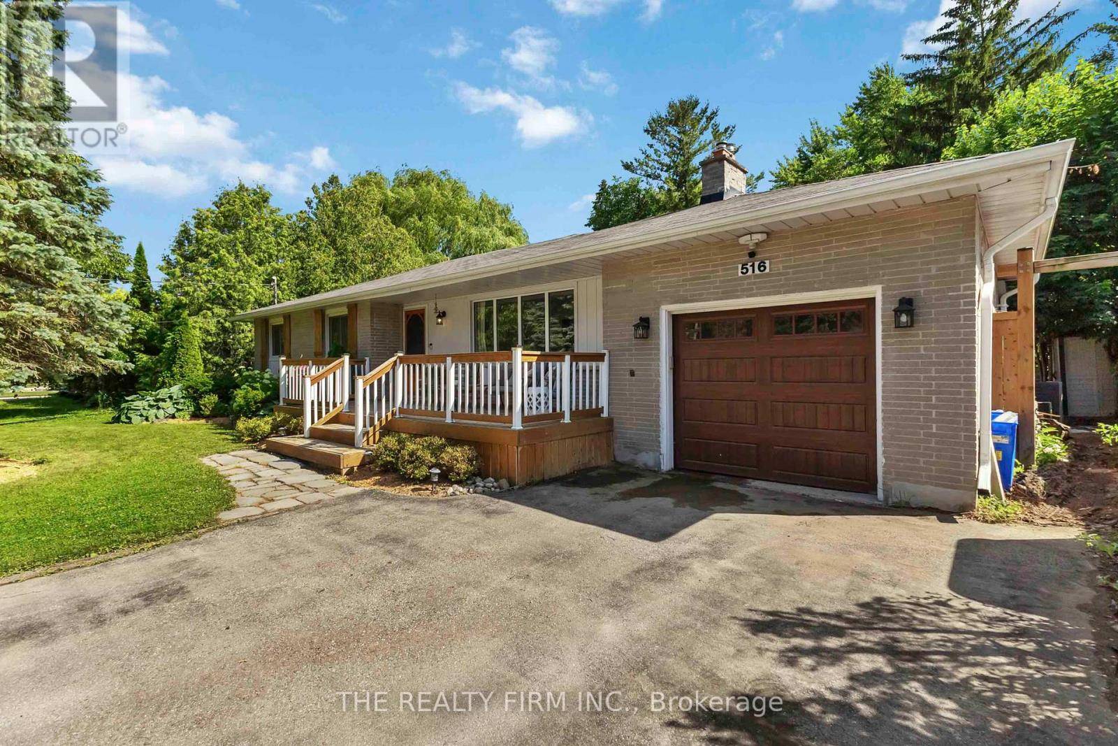 London North (north P), ON N6H3N9,516 HIBISCUS AVENUE