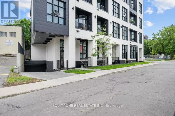 Ottawa, ON K1Y1T7,101 Pinhey ST #105