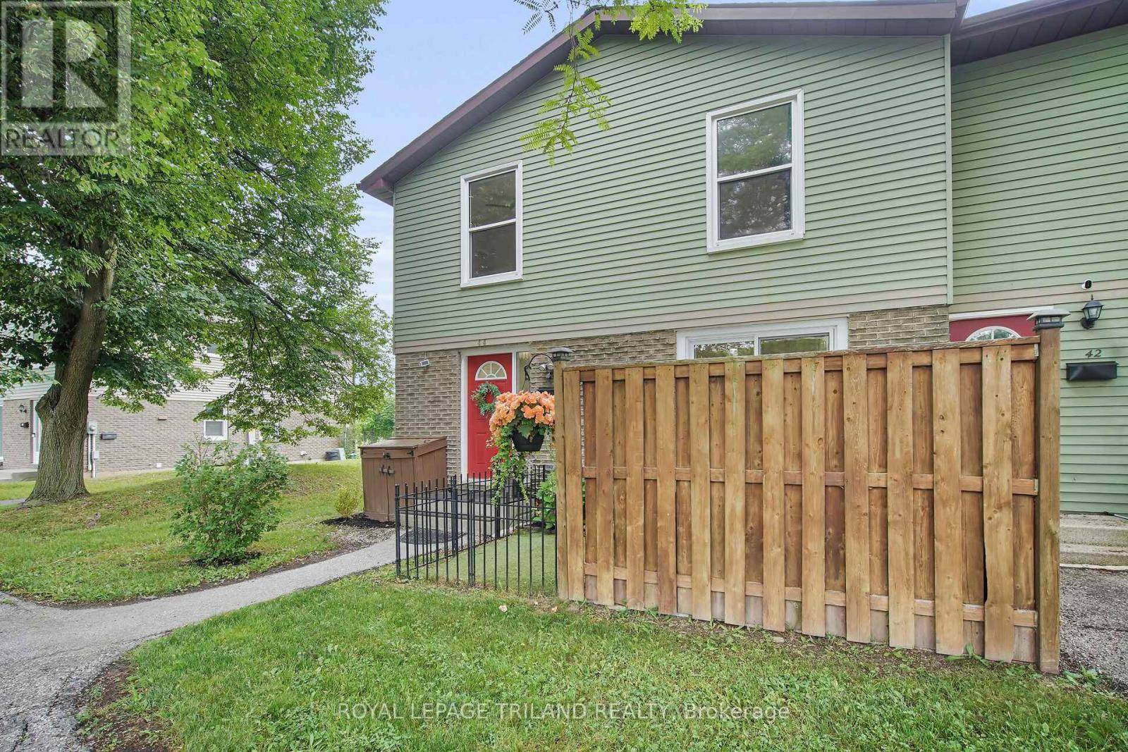 London North (north P), ON N6H4R4,70 Fiddlers Green RD #44