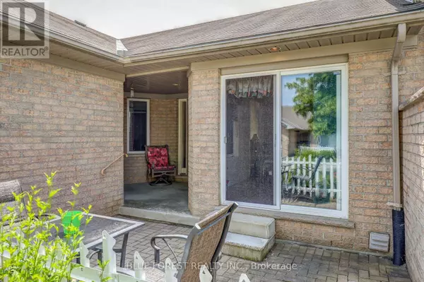 London South (south J), ON N5Z5C5,861 Shelborne ST #34