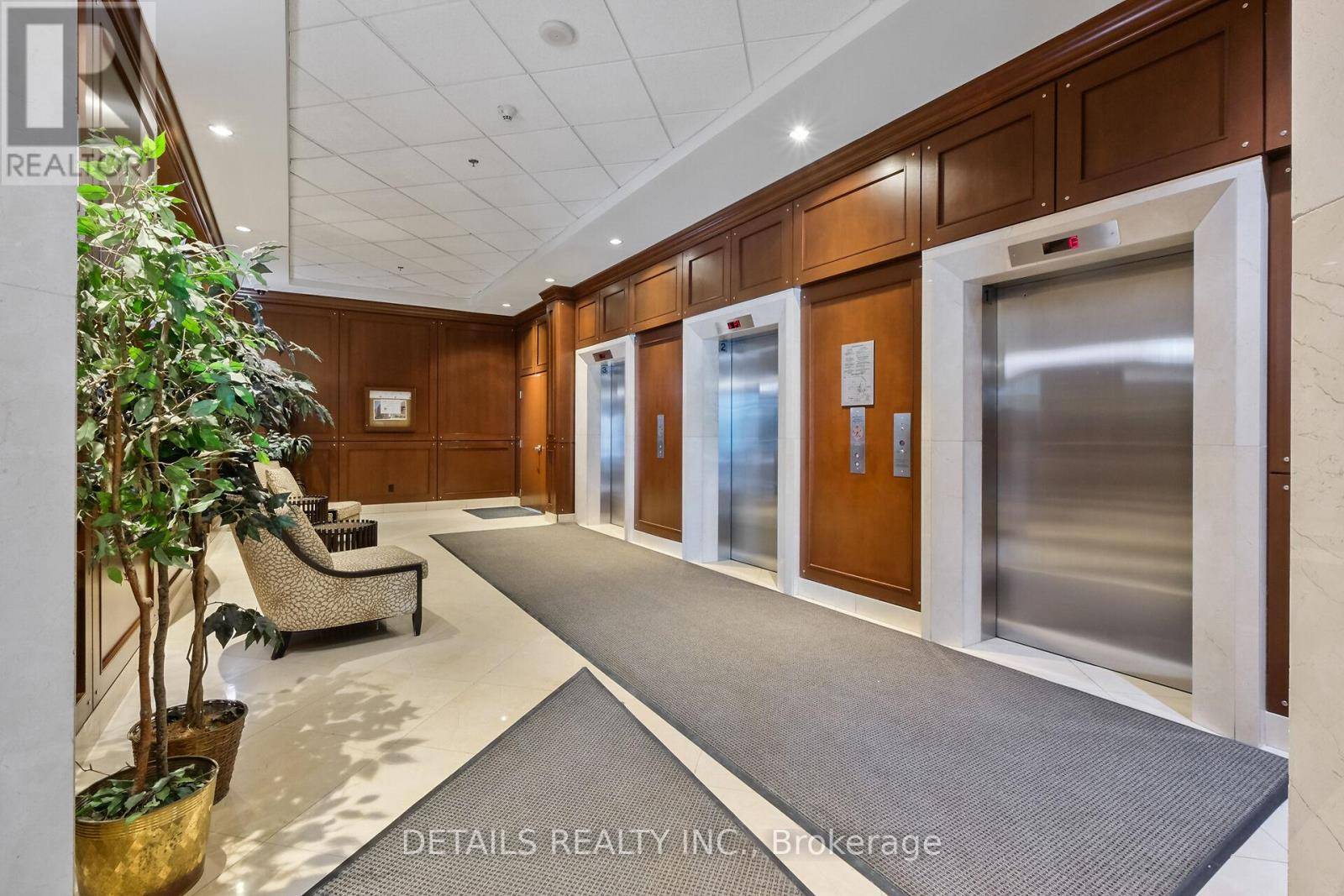 Ottawa, ON K1N5Y1,200 Rideau ST #1202