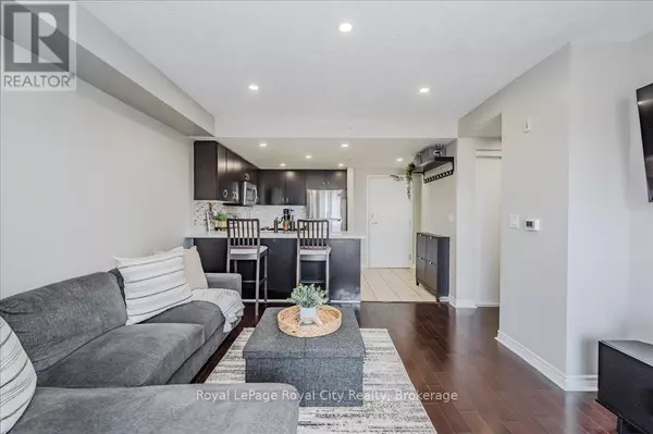 41 Goodwin DR #403, Guelph (pineridge/westminster Woods), ON N1L0E7