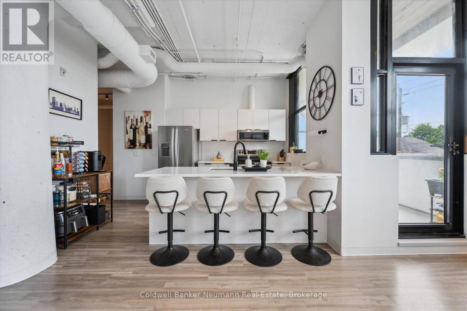 120 Huron ST #218, Guelph (st. Patrick's Ward), ON N1E0T8