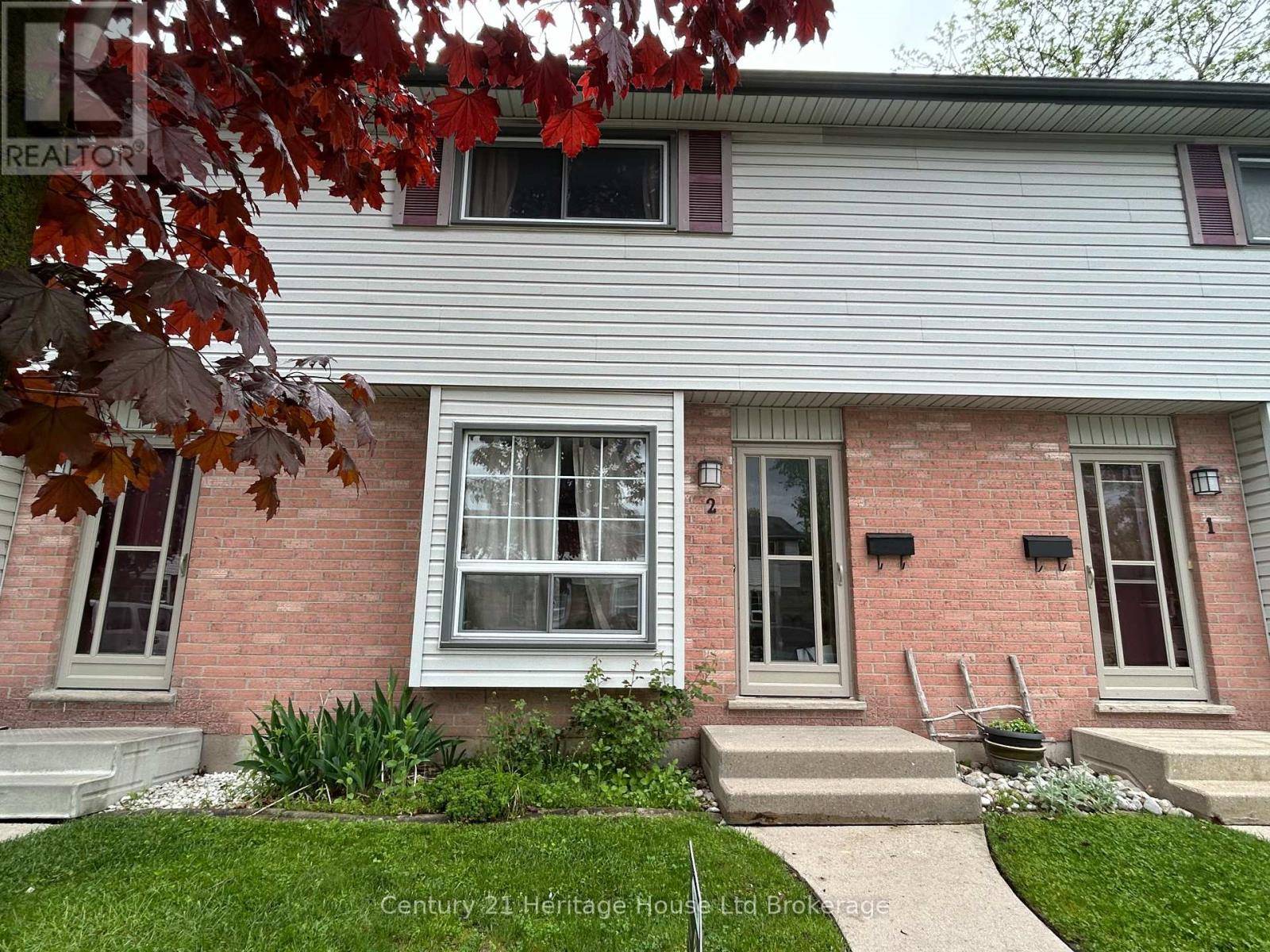 1215 Cheapside ST #2, London East (east C), ON N5Y5J9