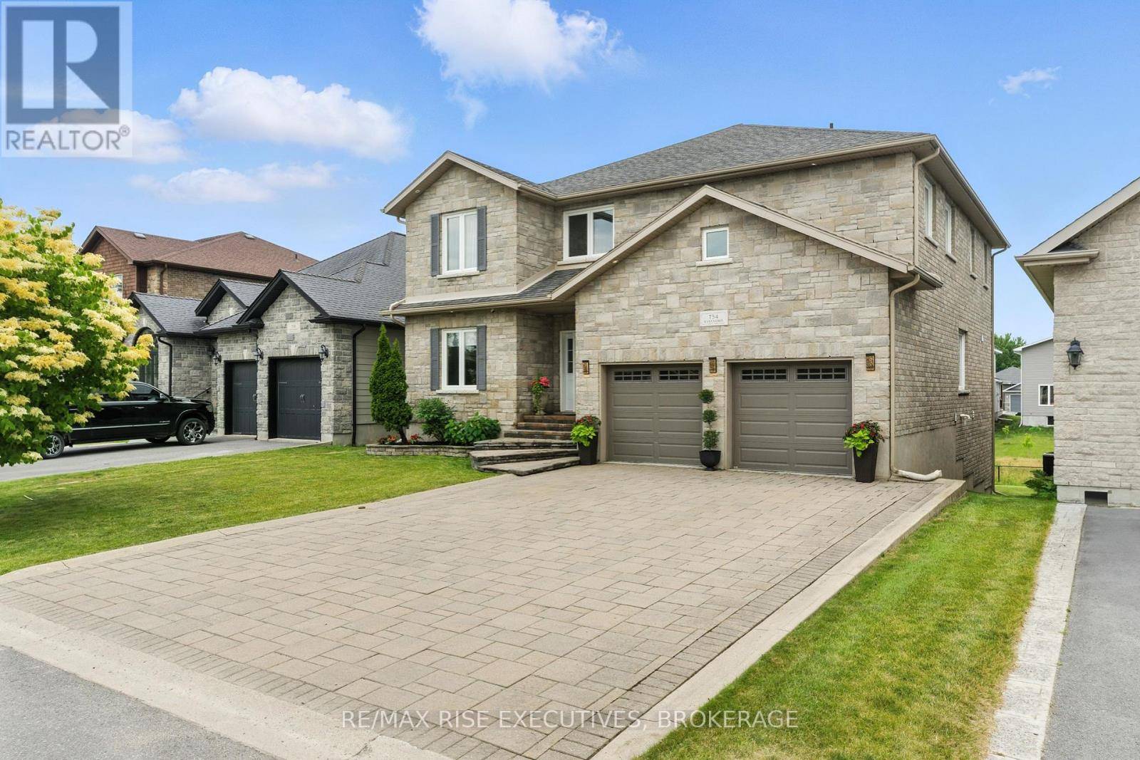 Kingston (city Northwest), ON K7P0A9,734 KANANASKIS DRIVE