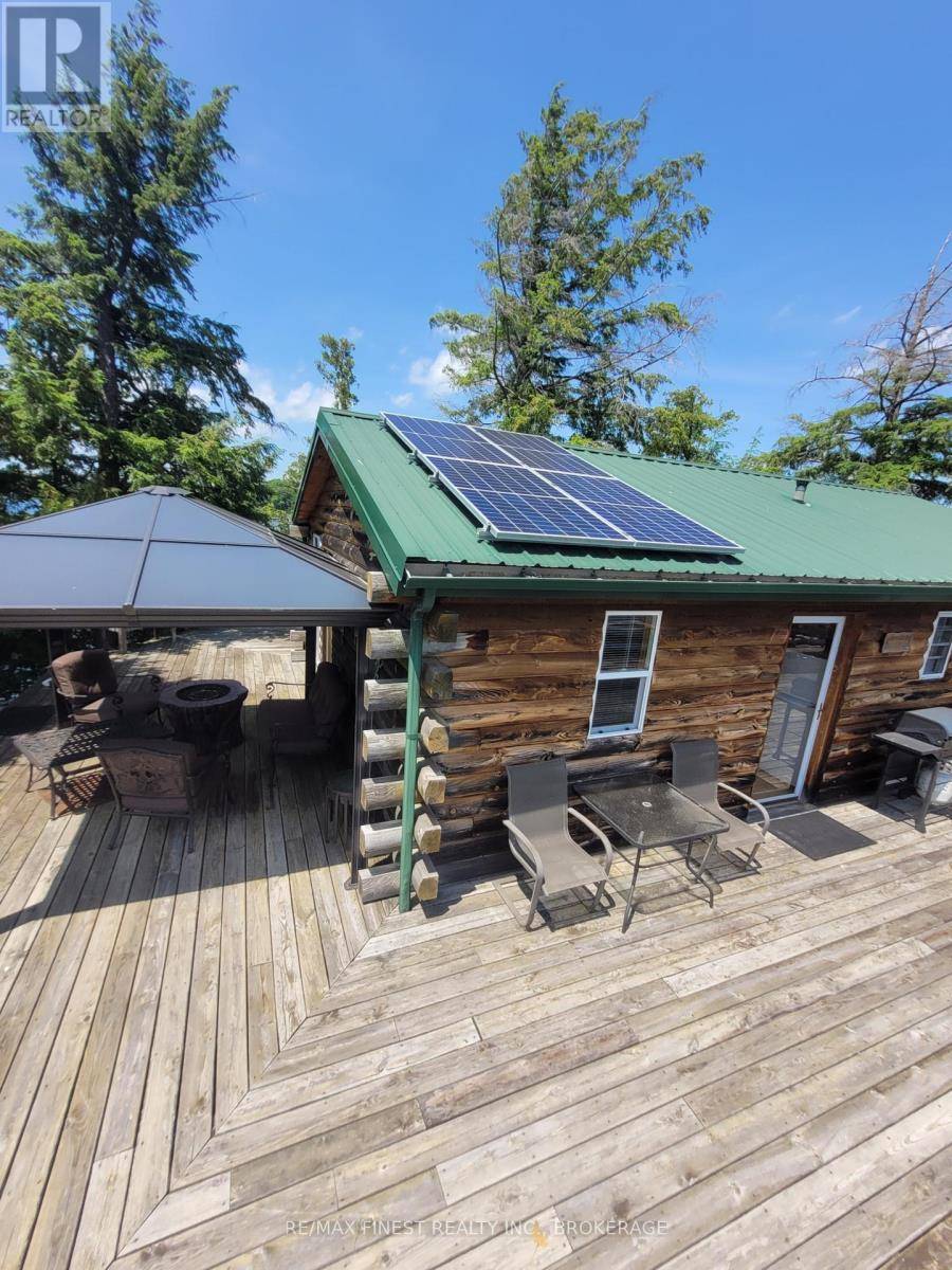 Rideau Lakes, ON K0G1V0,128 ISLAND