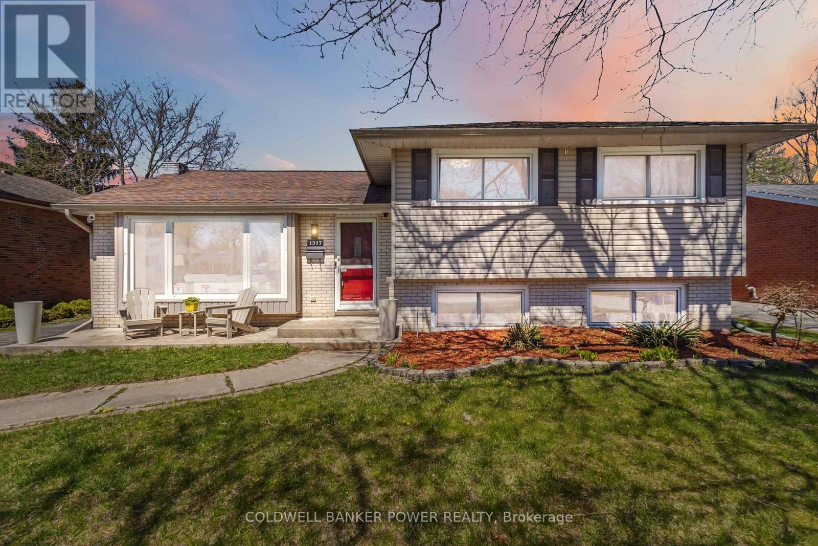 London North (north H), ON N5X1T6,1317 GLENORA DRIVE