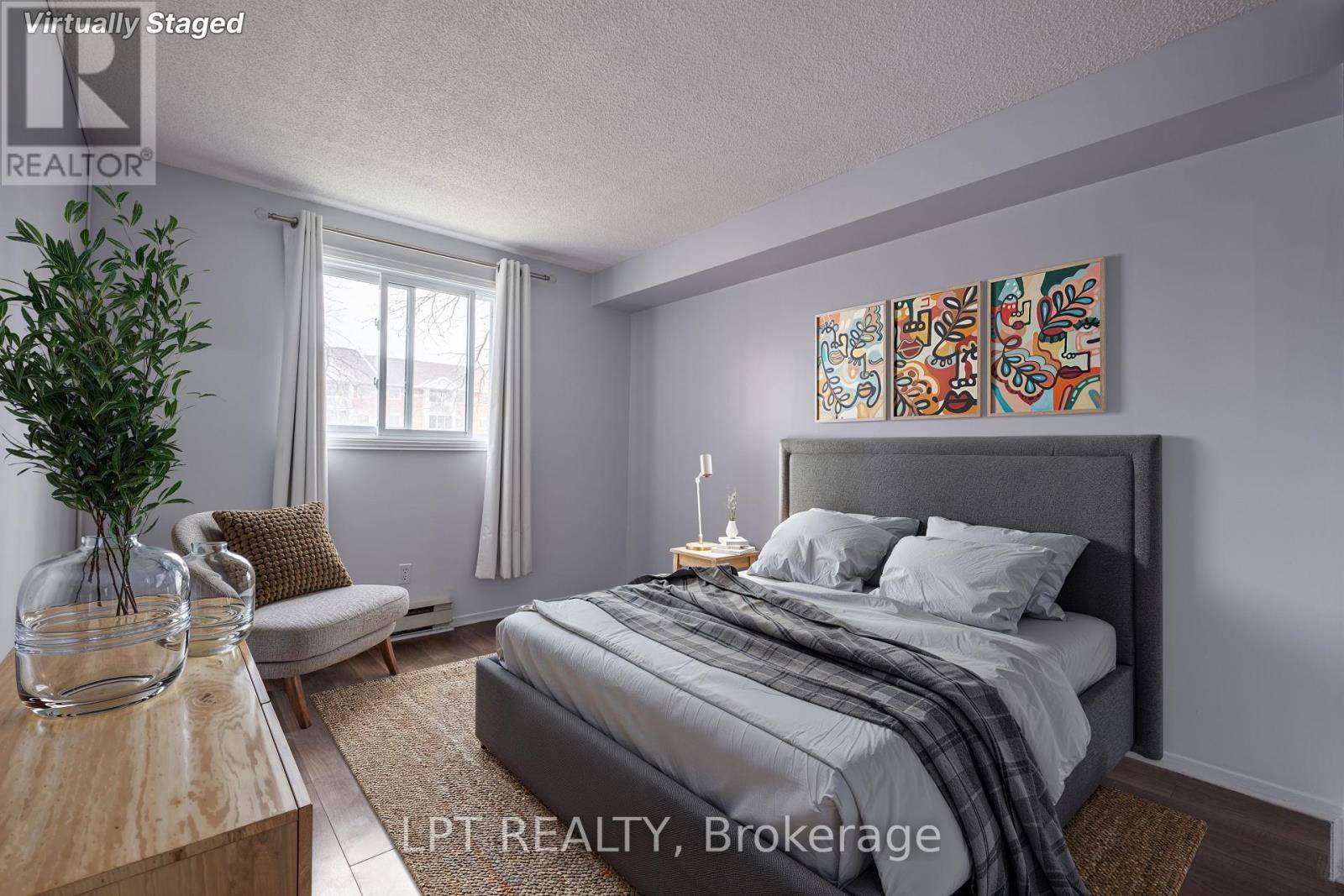 Kingston (east Gardiners Rd), ON K7M8S1,310 Kingsdale AVE #204