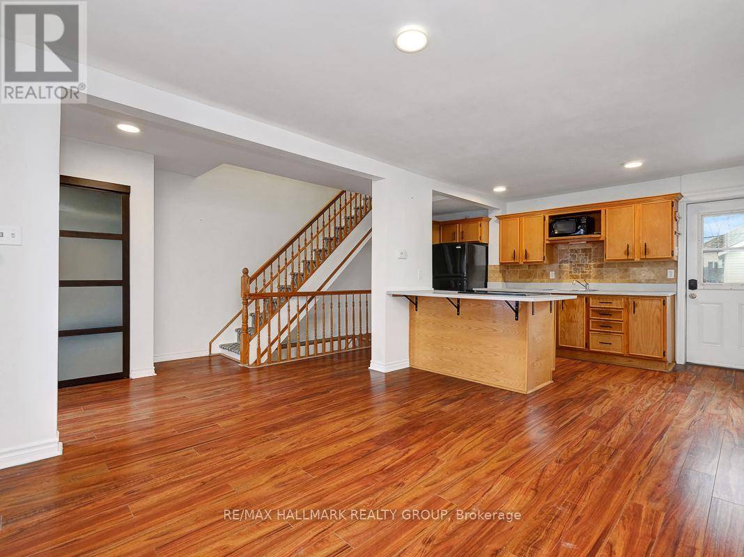 Ottawa, ON K1L6N3,193 GLADU STREET