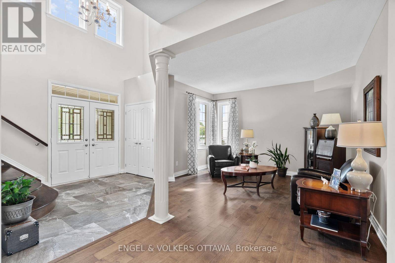 Ottawa, ON K2J5E3,94 RIVERSTONE DRIVE