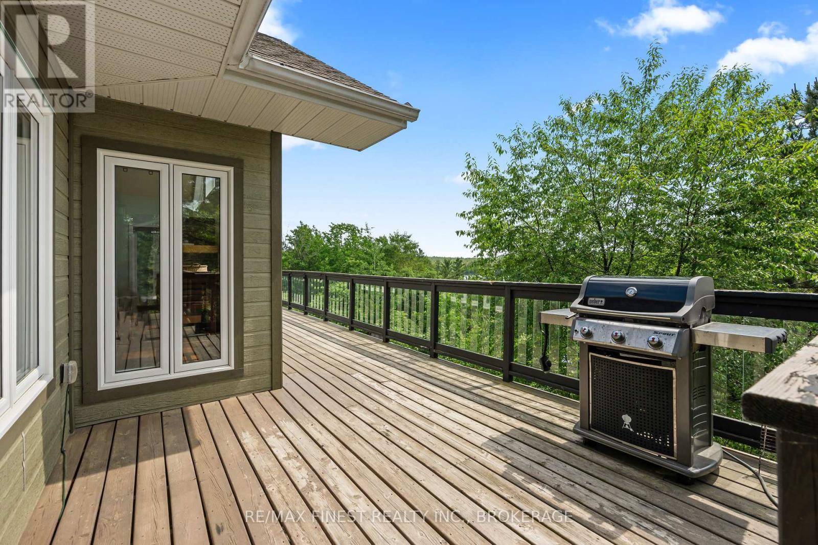 Frontenac (frontenac North), ON K0H2M0,2092 BEACH ROAD