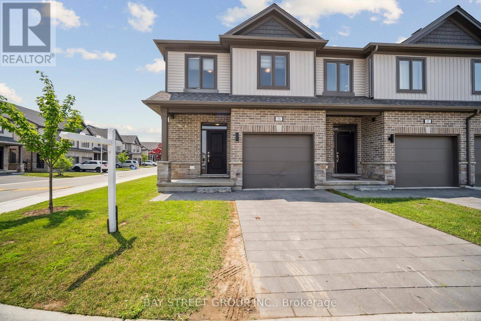 745 Chelton RD #15, London South (south U), ON N6M0J1