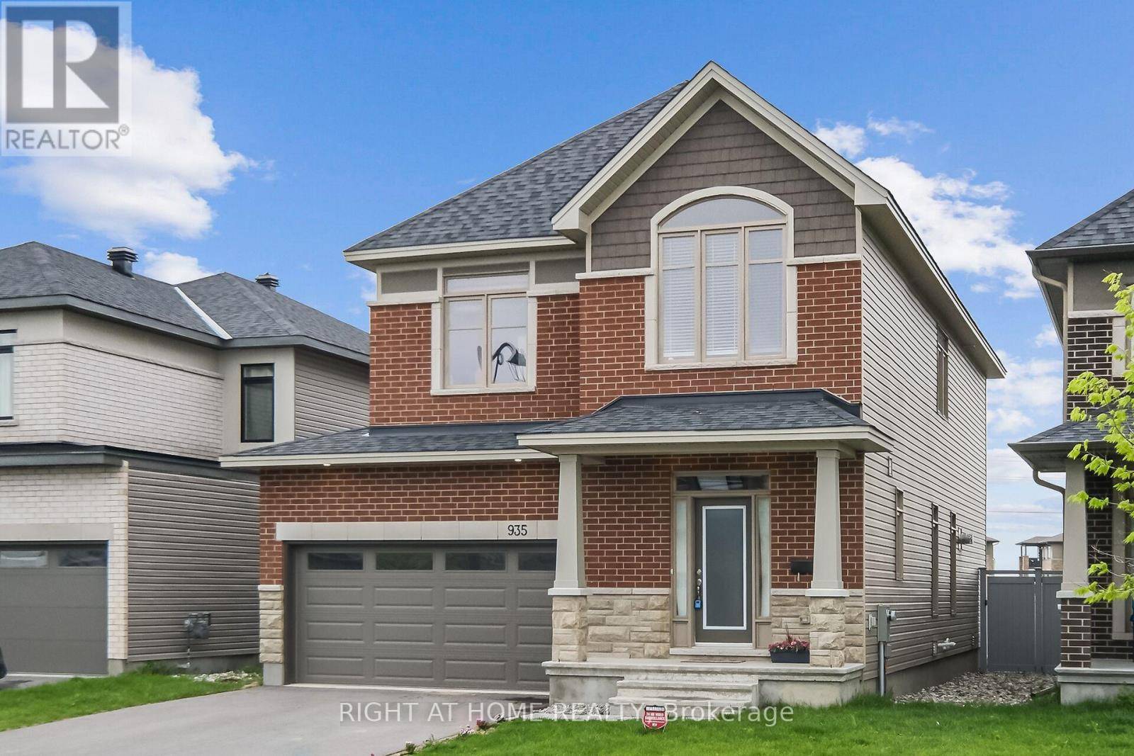 Ottawa, ON K2S2P7,935 EMBANKMENT STREET