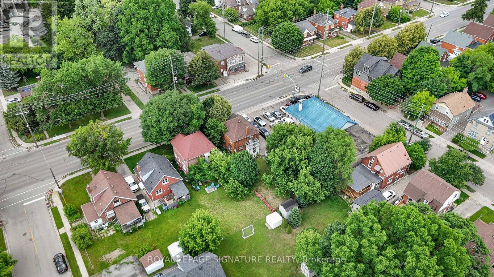 Waterloo, ON N2L1V2,159-165 ERB STREET W