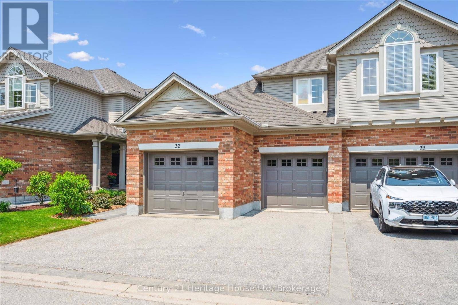 Guelph (willow West/sugarbush/west Acres), ON N1K2A2,755 Willow RD #32