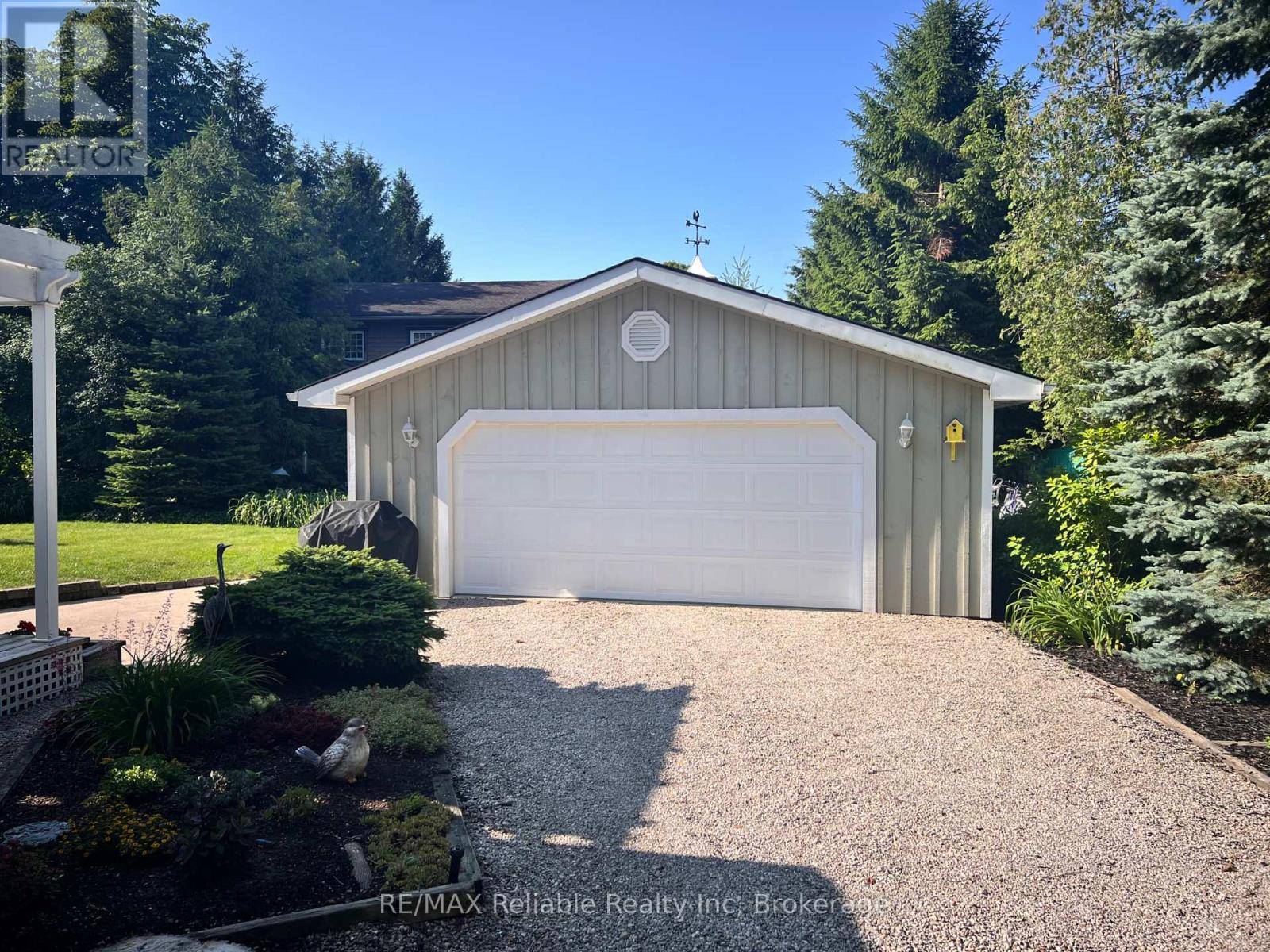 Bluewater (bayfield), ON N0M1G0,12 VICTORIA STREET