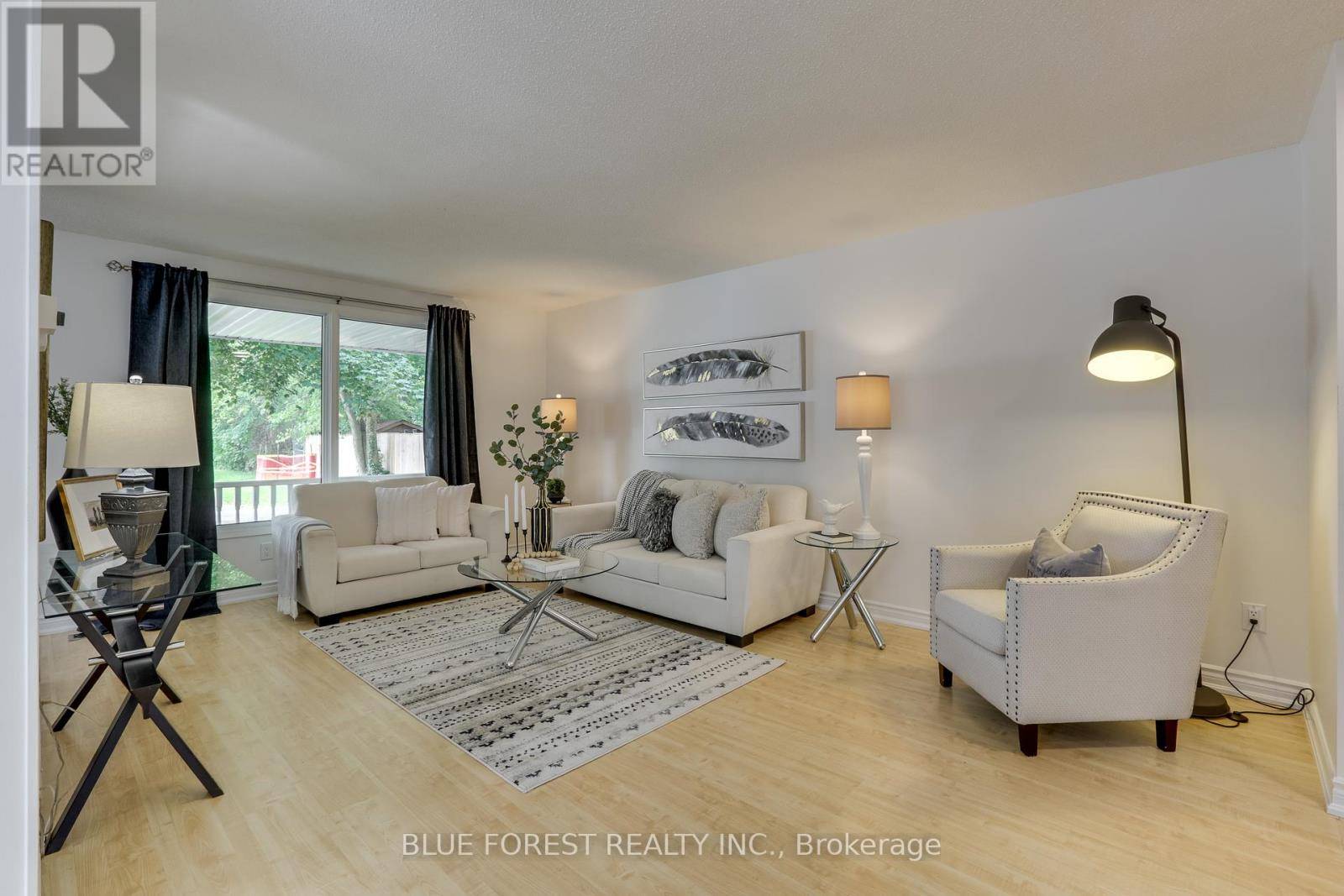 London South (south O), ON N6J4A6,52 GLENDALE AVENUE
