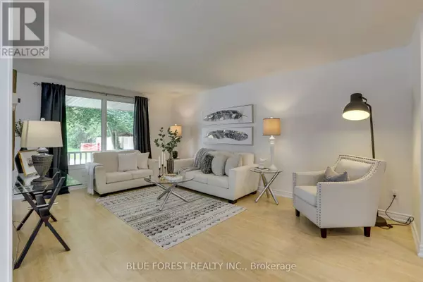 London South (south O), ON N6J4A6,52 GLENDALE AVENUE