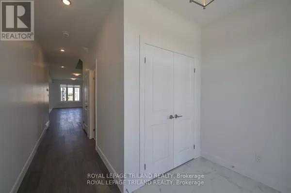 London South (south W), ON N6L0J2,3837 AUCKLAND AVENUE