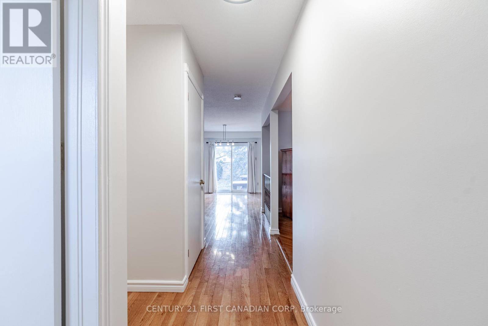 London South (south X), ON N6E3M4,160 Conway DR #Unit 7