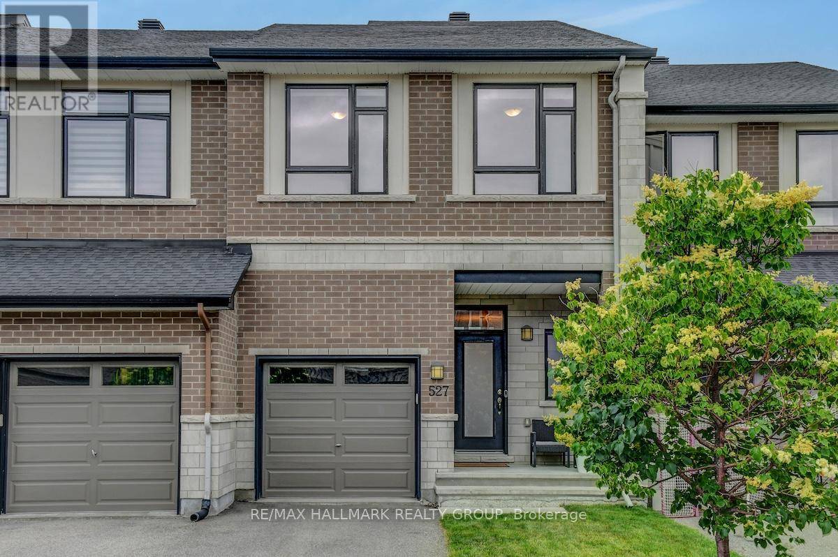 527 EARNSCLIFFE GROVE, Ottawa, ON K4M0E1
