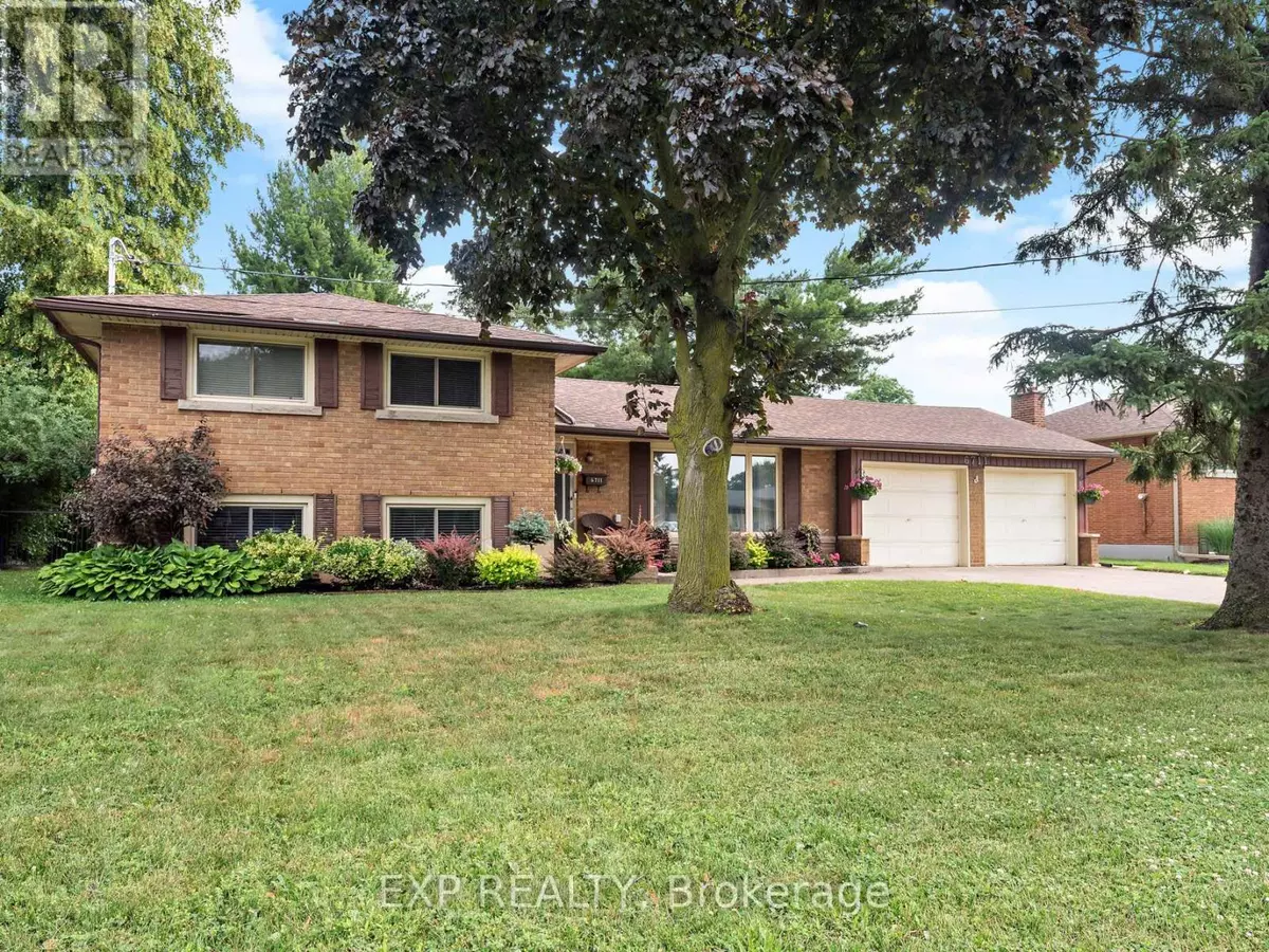 Niagara Falls (stamford), ON L2J1X5,6711 MCMICKING STREET
